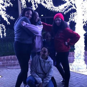 Meet your Posher, Nina